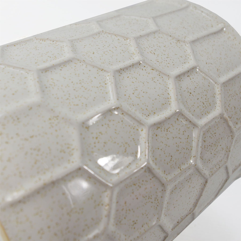 White Honeycomb Ceramic Planter – 16 cm